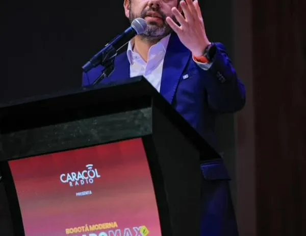 Alcalde Galán explicó beneficios de la ampliación del aeropuerto El Dorado 