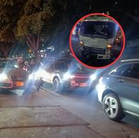 Así fue el accidente en la carrera Séptima de Bogotá, en el que un camión chocó cinco vehículos