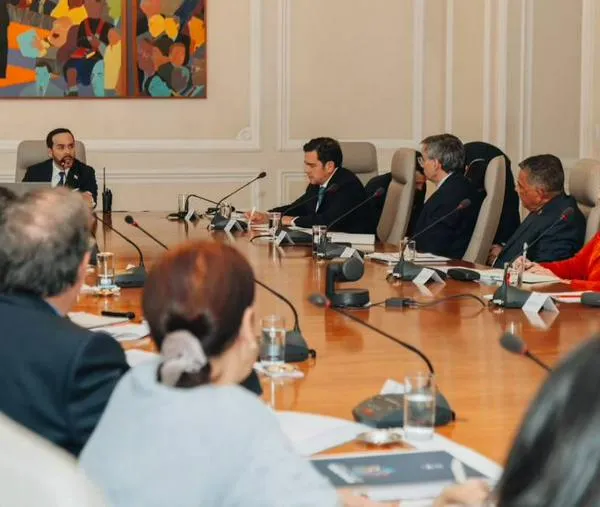 De la Espriella firmó 11 decretos para reconstrucción: los anuncios del consejo de ministros
