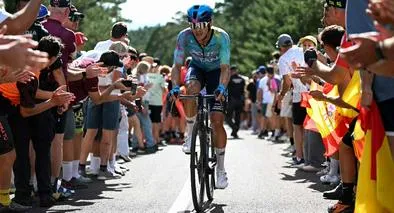 Harold Tejada en la Vuelta a España sube en clasificación general tras revolcón