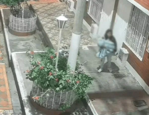 Policía rescató a un niño de un año, abandonado en Kennedy durante la madrugada 