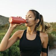 ¿Cómo cuidar los pies después de correr? Consejos para evitar ampollas, dolor y molestias