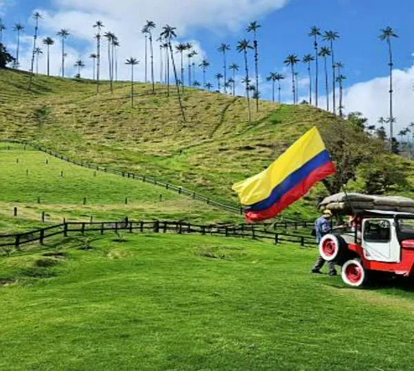 AmCham Colombia respalda reducción del IVA en tiquetes aéreos como medida para reactivar el turismo en el Quindío