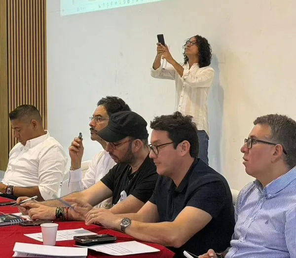 La izquierda del Pacto traza ruta para las regionales de 2027: hubo cita en Santa Marta