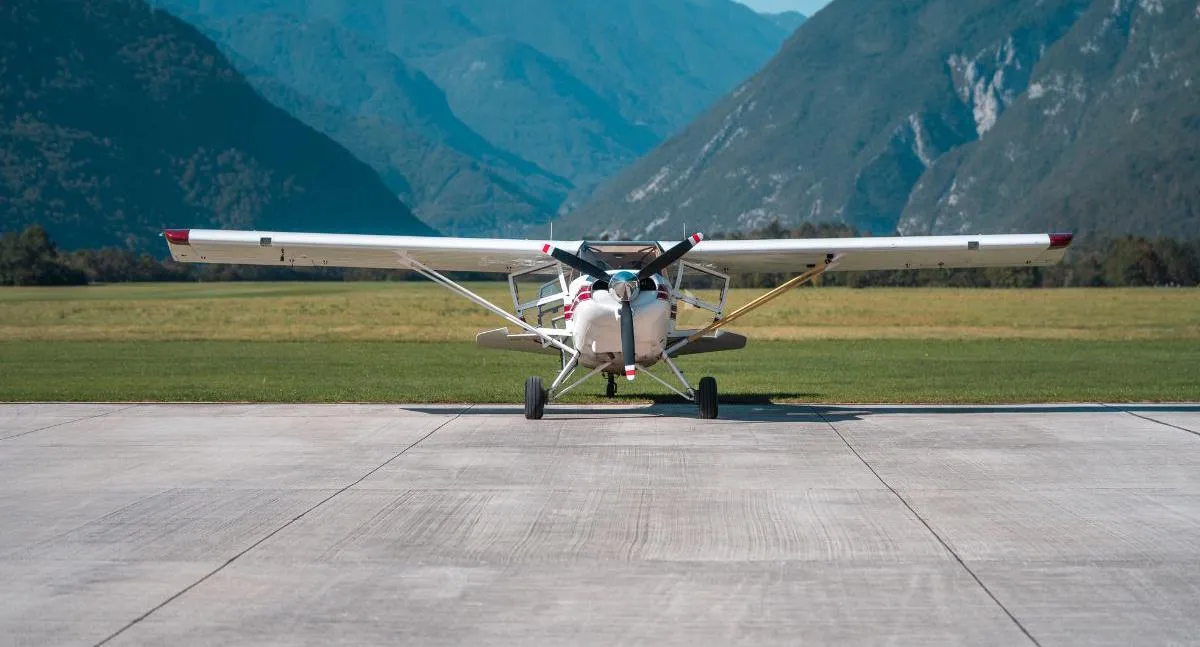 Avioneta Cessna con cinco personas a bordo desapareció rumbo a Guaymaral. Autoridades activaron protocolos de búsqueda en la zona del Cerro Tatamá.