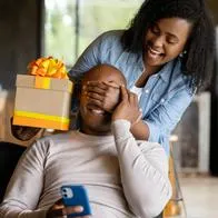 Regalos tecnológicos para hombre: 10 detalles para dar en Amor y Amistad 2026