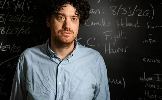 El matemático atrapado entre OpenAI y Anthropic por un problema matemático