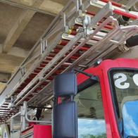 El carro escalera de los Bomberos de Valledupar viajó a Medellín: ¿qué van a hacerle?