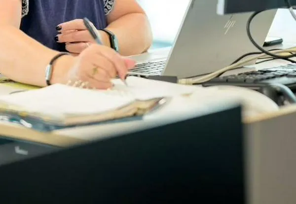 ¿Qué consecuencias puede tener no declarar renta? experta resuelve dudas
