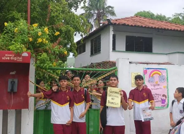 Estudiantes del Tolima en paro por falta de rector