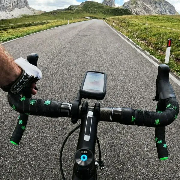 GPS vs. ciclocomputador para bicicleta: diferencias y cuál elegir