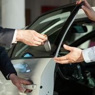 ¿Reciben carros usados como parte de pago en Salón del Automóvil? Así funciona