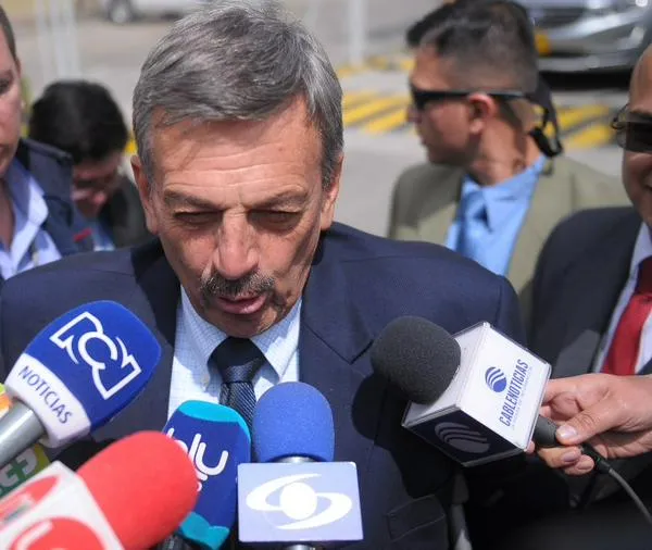 EE.UU. declara inocente a Plazas Vega por caso de magistrado Urán en toma del Palacio