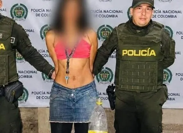 ¡Agresiva! La pillaron intentando prenderle fuego a un matorral