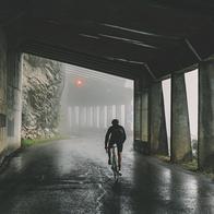 Ropa para correr con lluvia: qué usar y cómo vestirse