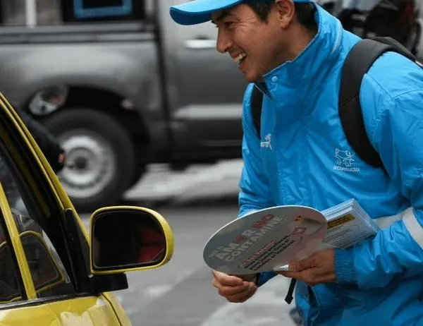'Que el amor no contamine': 200 moteles de Bogotá se unen al cuidado del alcantarillado 