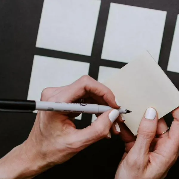 ¿Le cuesta tomar decisiones? Experta entrega importante tip