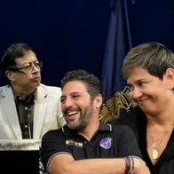 Publican chats entre Eva Ferrer y Petro que hablan de Agmeth Escaf y Alcocer
