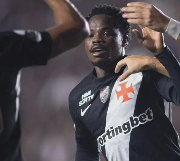 Vea la asistencia de Carlos Andrés Gómez, en Vasco da Gama vs. Coritiba, por el Brasileirao