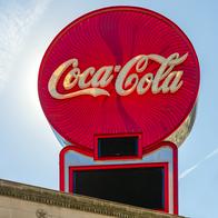 Coca-Cola abrió vacantes para estudiantes en Bogotá: así pueden postularse