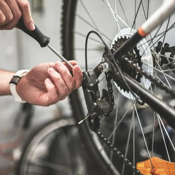Herramientas básicas para bicicleta: cuáles comprar