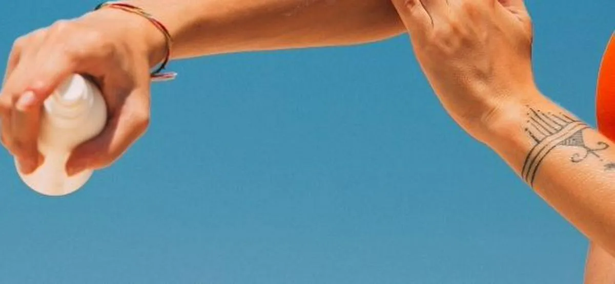 ¿Cómo evitar que el calor extremo y la radiación UV le hagan daño a tu piel?