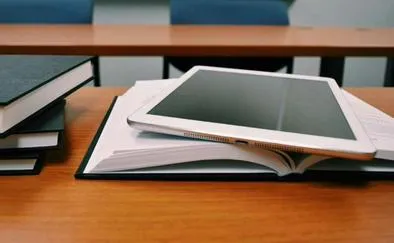 Icetex abre convocatoria de becas para España. Cubren entre el 80 y 85 % de la matrícula