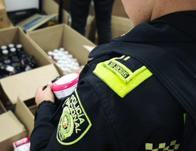 Dos capturados y 885 suplementos dietarios sin registro sanitario fueron incautados en Puente Aranda  