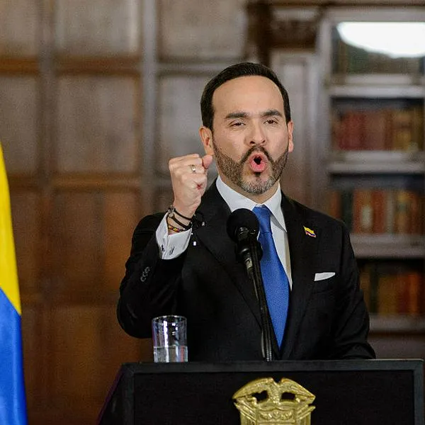 De la Espriella lanzó amenaza a grupos armados desde Santa Martaconference with the mayor of Bogota and newly appointed city manager Clara Lucia Sandoval in Bogota, on August 25, 2026. (Photo by Sebastian Barros/NurPhoto via Getty Images)