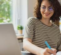 ¿Es profesional y quiere estudiar en España? Hay becas para colombianos que cubren el 85%