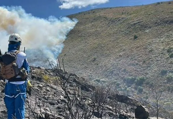 Incendio en Villa de Leyva alcanza 75 % de control; así avanzan las labores
