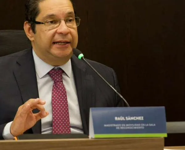 “Orientación sexual y de género fue una lápida”: magistrado sobre imputación a exjefes Farc