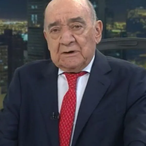 Hospitalizan a legendario periodista Yamid Amat en Bogotá; está internado en UCI