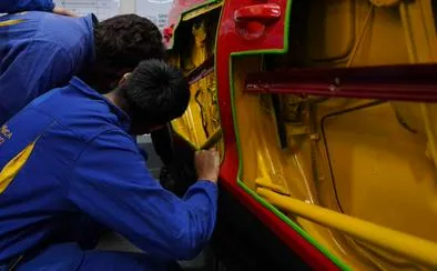 La movilidad eléctrica también transforma los talleres de mecánica tradicional