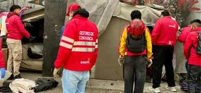 Bogotá recupera 160 m² de espacio público y retira 85 m³ de residuos durante jornada en Los Mártires 