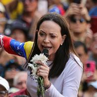 María Corina Machado intentó volver a Venezuela 3 veces en 48 horas