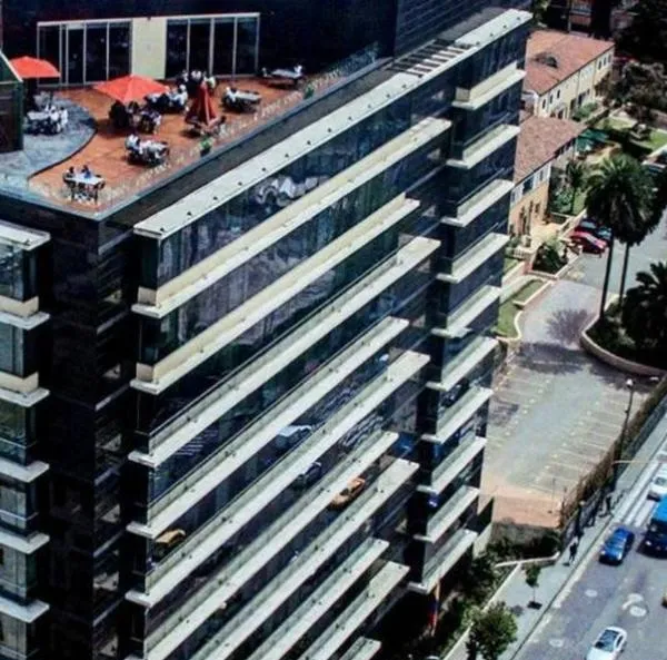 Conoce la historia de la Torre Squadra, el edificio en Bogotá por el cual la JEP ha pagado más de $167.000 millones en arriendo. Detalles de los contratos 