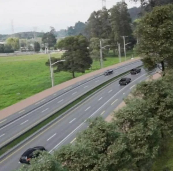 Conoce cómo funcionará el contraflujo en la carrera Séptima los sábados en el norte de Bogotá. Detalles de la prueba piloto. 