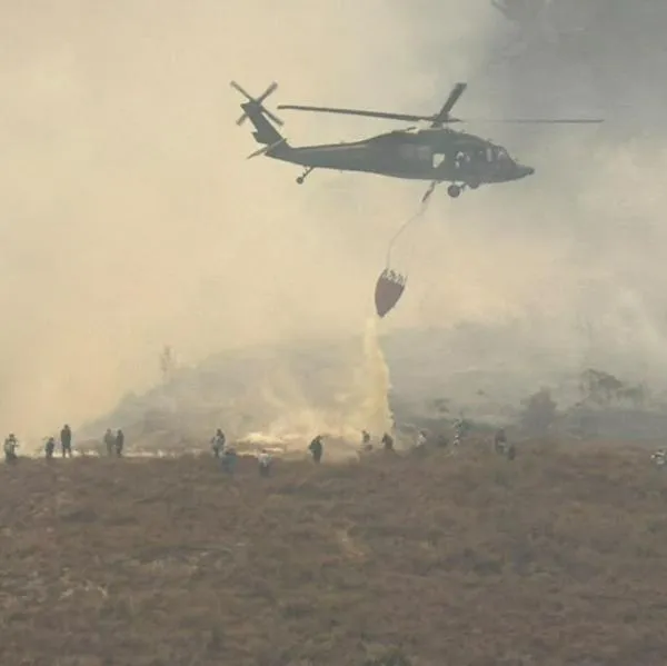 El incendio forestal en el Santuario de Iguaque y Villa de Leyva registra un 80 % de avance. Autoridades investigan el origen intencional de las llamas
