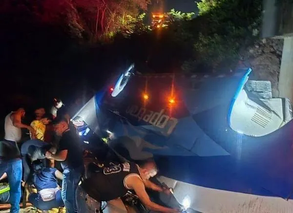 Brutal accidente de bus intermunicipal dejó 10 heridos y 4 muertos