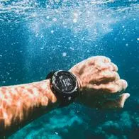 Mejor reloj para nadar: opciones para piscina y aguas abiertas