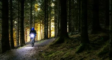 Luces para bicicleta recargables: cuáles comprar y qué revisar
