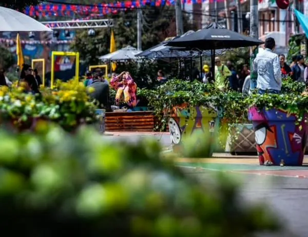 La jornada de amor y amistad dejó en Bogotá crecimiento en el sector gastronómico y en el tráfico en centros comerciales 