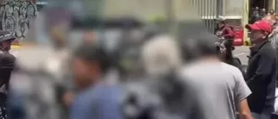 Joven fue brutalmente atacado con un arma en inmediaciones de una reconocida universidad