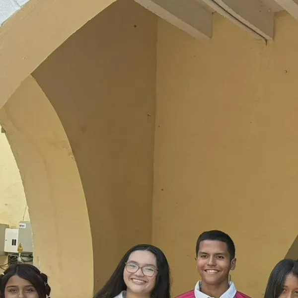Colegio Loperena de Valledupar reveló a sus 10 mejores estudiantes en las pruebas Saber 11 de 2026: esta es la lista