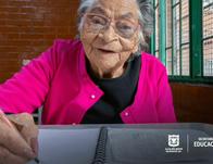 ¡Nunca es tarde! A los 92 años, Ismenia López culminó básica secundaria y quiere ser bachiller en Bogotá 