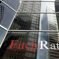 Fitch advierte sobre menor flujo de caja y restricciones de financiamiento para empresas colombianas