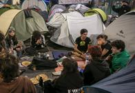 Una noche acampando por la vivienda en Madrid: "Esto es el inicio de algo más potente"