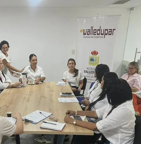 Valledupar busca rutas de formalización para recicladores, trabajadoras domésticas y otros oficios