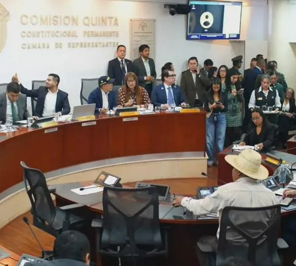 Gobierno explica plan piloto de aspersión con glufosinato: ¿qué dijo sobre efectos en personas?